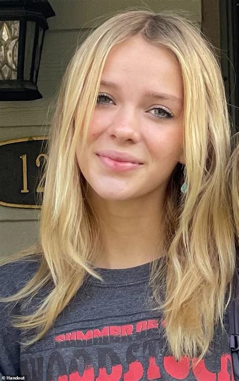chloecxmpbell